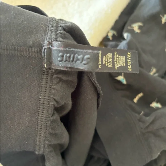 Skims Boyfriend long sleeve and Pant Set - Picture 4 of 4